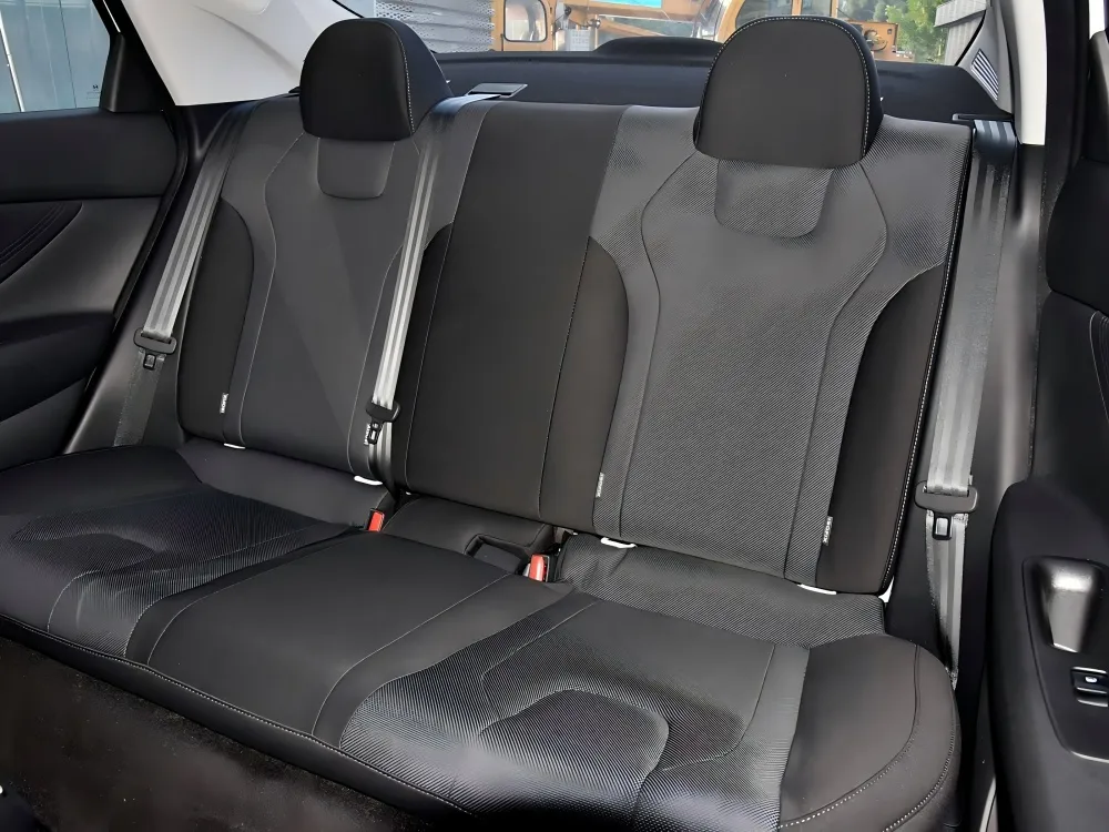 2023 Hyundai Elantra 1.5L CVT LUX Premium Edition