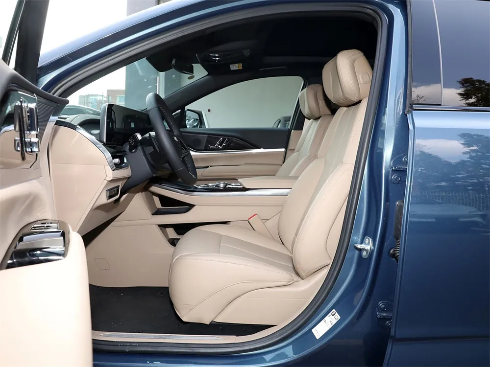 2025 SAIC-GM Cadilac XT5 2.0T